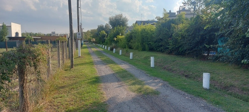 Terreno En Barrio La Escondida Banco Provincia F Alvarez