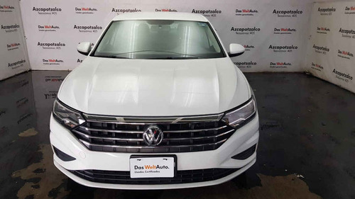 Imagen 4 de 15 de Volkswagen Jetta 2019 4p Comfortline L4/1.4/t Man