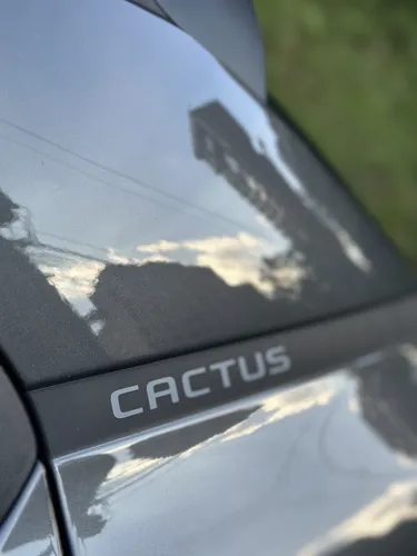 Citroën C4 Cactus 1.6 Shine Turbo Aut