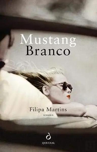 Livro Mustang Branco