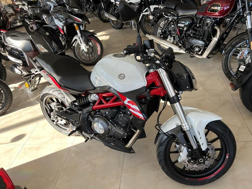 Imagen 16 de 17 de Benelli 302s 0km 2023 Automoto Lanus