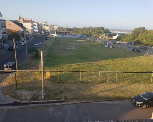 Imagen 16 de 21 de Importante Esquina | Calle 1 Al 1800