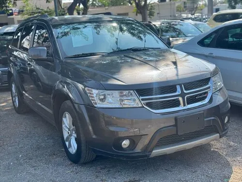 Dodge Journey 2.4 Sxt 7 Pasajeros At
