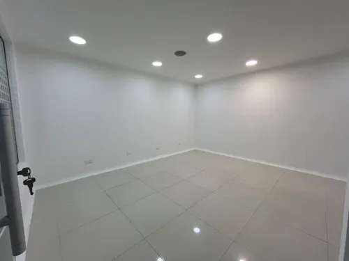 Consultorio En Arriendo/venta En Los Cedros. Cod V16262