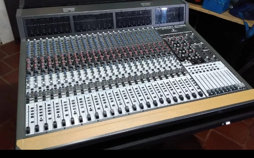 Mesa Behringer Sx4882