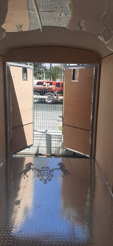 Imagen 13 de 19 de Remolque Traila Para Gallos