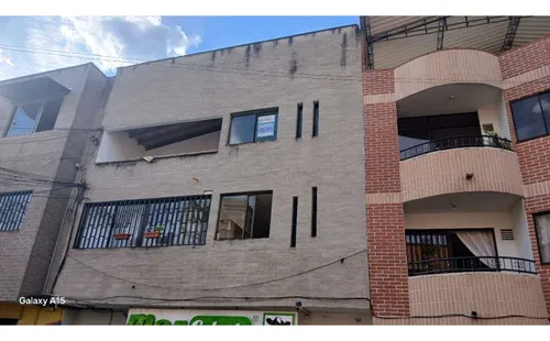 Alquilo Local En El Parque De Bello, Sector Choza Marco Fidel Suárez