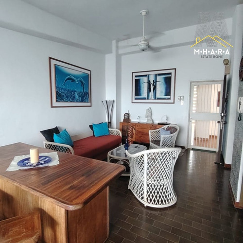 Apartamento En Alquiler En La Guaira Con Piscina Y Vista Al Mar