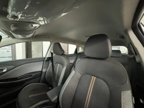 Kia K3 Cross 1.6 Vibrant