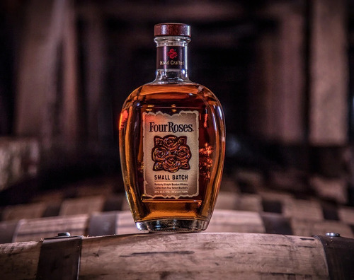 Imagen 4 de 7 de Whisky Four Roses Small Batch 750ml Bourbon