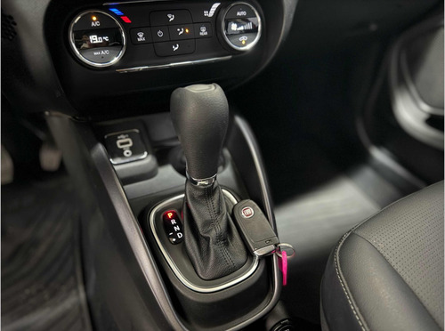 Fiat Cronos 1.8 16v Precision At6