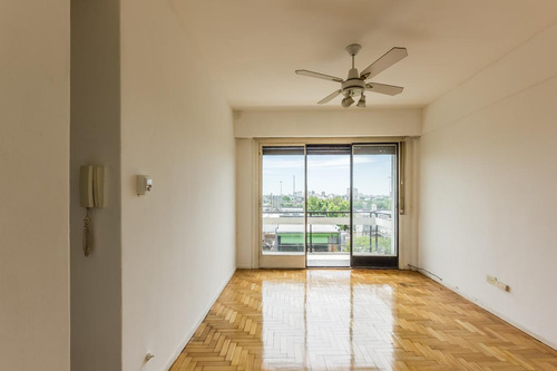 Venta Departamento 3 Ambientes  Superluminoso Con Balcón En Villa Luro