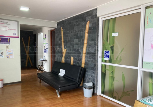 Casa Con Excelente Ubicación, Uso Comercia (56937)