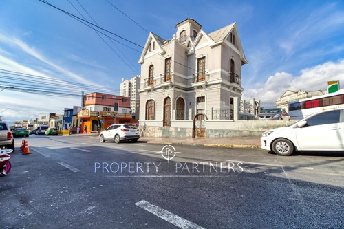Arriendo De Propiedad Histórica Y Patrimonial En A...