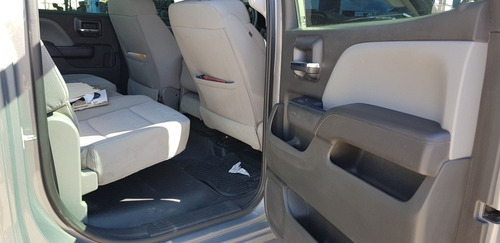 Imagen 5 de 7 de Chevrolet Silverado 2017 5.4 2500 Doble Cabina Ls 4x2 At