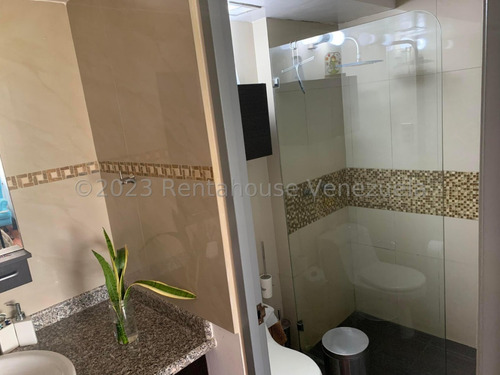 Imagen 19 de 27 de Apartamento Remodelado En Venta En La Tahona Caracas