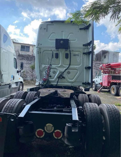Cabezal Freightliner Cascadia 2017