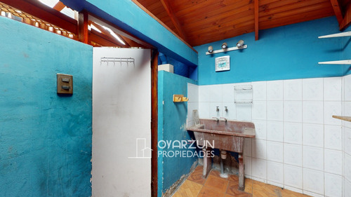 Casa En Venta De 5 Dormitorios 3 Baños 3 Estacionamientos