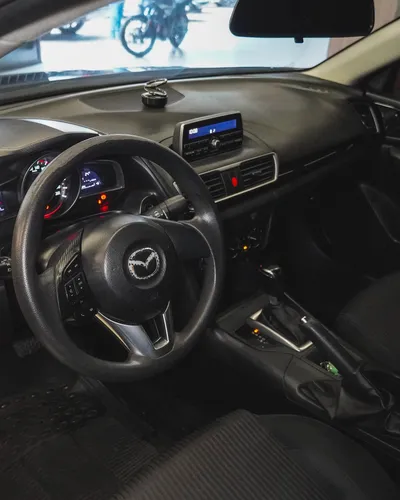 Mazda 3 2.0 Prime