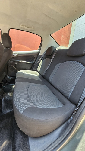 Peugeot 207 1.4 Sedan Allure 75cv