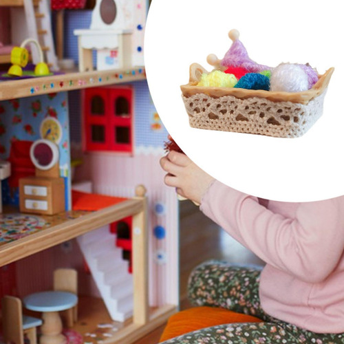 Hilo De Lana En Cesta Para Casa De Muñecas, Cesta Caqui