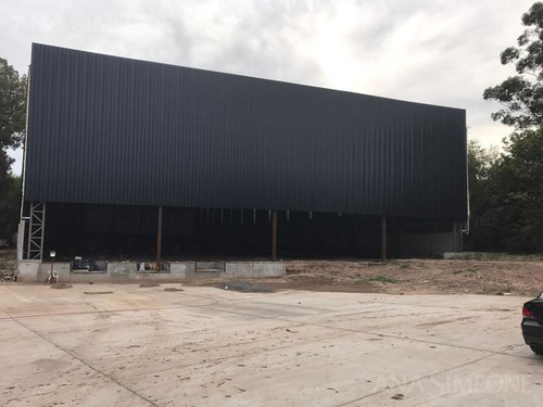 Nave Industrial - Alquiler - Escobar