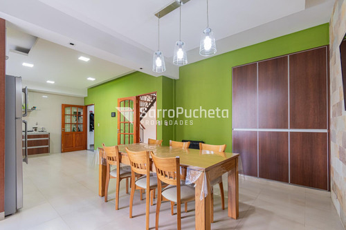 Venta Casa 6 Ambientes Con Amplio Parque En Barrio Pileta , Ramos Mejia.