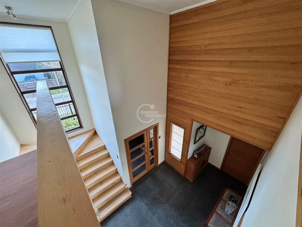 Imagen 5 de 10 de Casa En Venta De 5 Dorm. En Puerto Varas