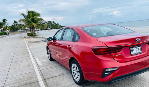 Imagen 3 de 9 de Kia Forte 2021 2.0 L At