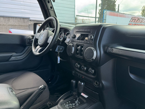 Jeep Wrangler 3.6L Sport At