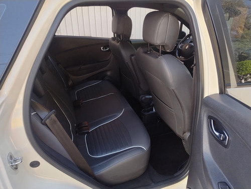 Renault Captur 2.0 Iconic At