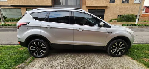 Ford Escape 2.0 Titanium