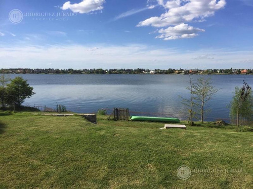 Imagen 3 de 21 de Espectacular Casa A Laguna En Santa Clara - Villanueva - Tigre - Alquiler 22 Dias De Febrero