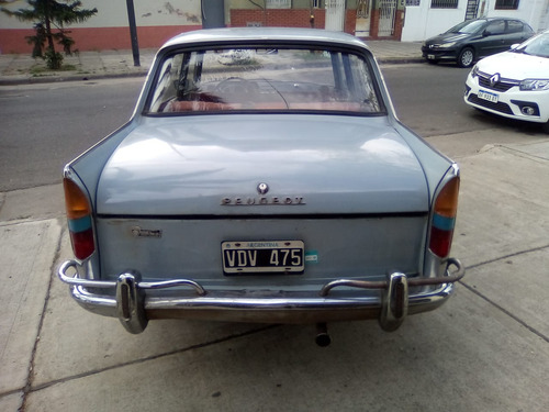 Peugeot 404
