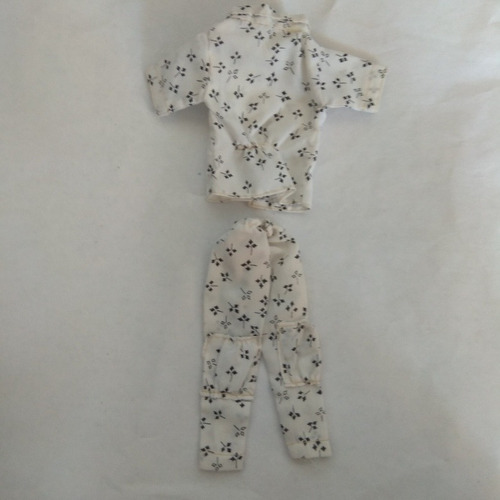 Barbie Conjunto Ropa Camisa Pantalón Pijama Traje Por Pieza (Usado)