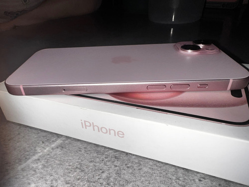 Apple iPhone 15 Plus (128 Gb) - Rosa (Usado)