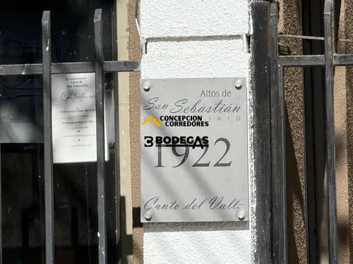 Arriendo Departamento De 70 M2, Lomas De San Sebastian