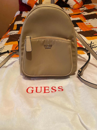 Mochila Guess