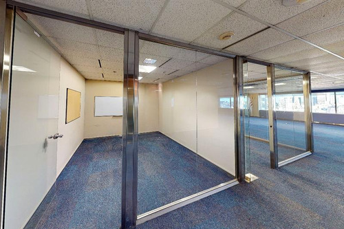 Laminar Plaza | Oficina En Impecable Estado | Excelentes Vistas - Disponibilidad Inmediata.