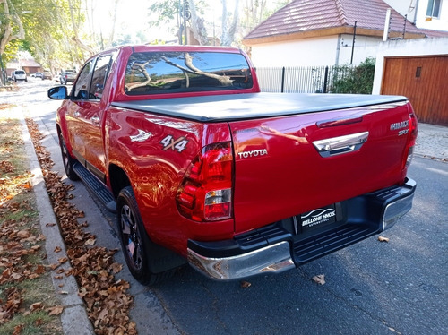 Imagen 4 de 18 de Toyota Hilux Srx 4x4 2.8 Tdi Caja Manual De 6ta Año 2018