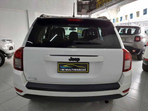 Imagem 6 de 18 de Jeep Compass 2015 2.0 Sport Aut. 5p