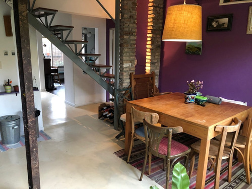 Imagen 3 de 14 de Casa Venta 3 Ambientes La Lucila Jardín