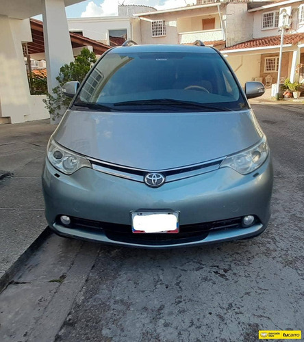 Toyota Previa .