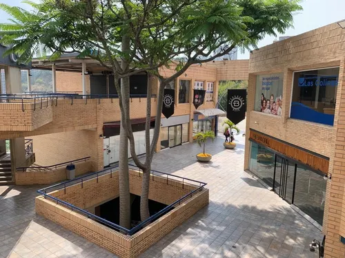 Local En Venta Los Samanes