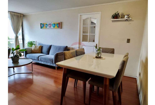 Venta Cómodo Departamento Con Excelente Ubicación