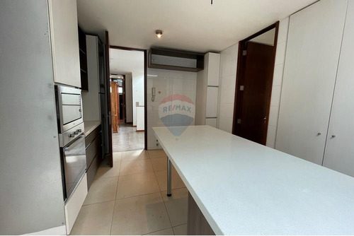 Linda Casa Mediterránea, Confort Y Tranquilidad