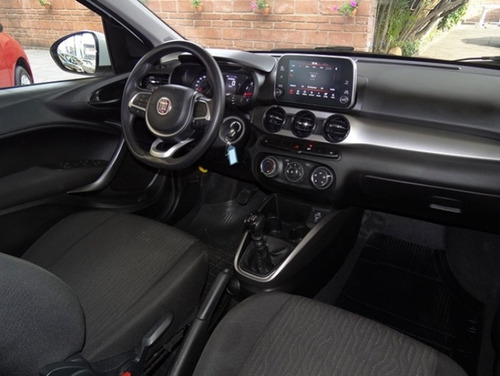 Imagem 5 de 8 de Fiat Cronos Drive