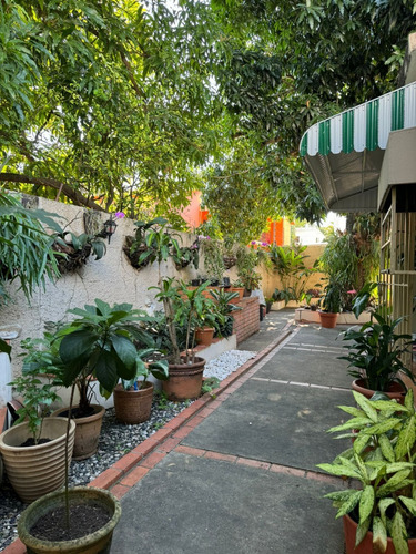 Vendo Casa En La Castellana