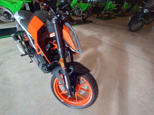 Ktm Duke 390 No G3 Como Nueva No Mt03 /no Z400/no Nk 400