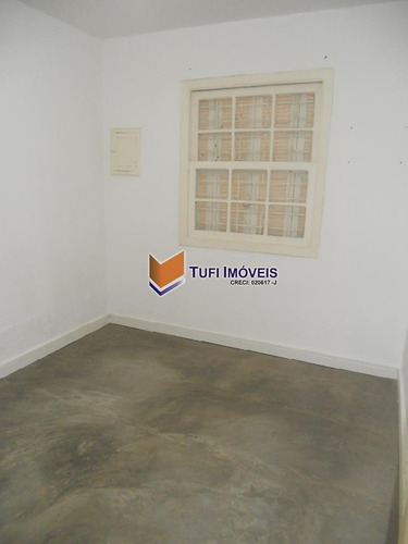 Aluga-se - Casa De Fundos Em Ótima Localização!!! - 2157